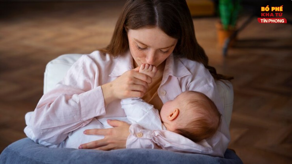Hướng dẫn cách chăm sóc trẻ sơ sinh bị viêm họng hiệu quả
